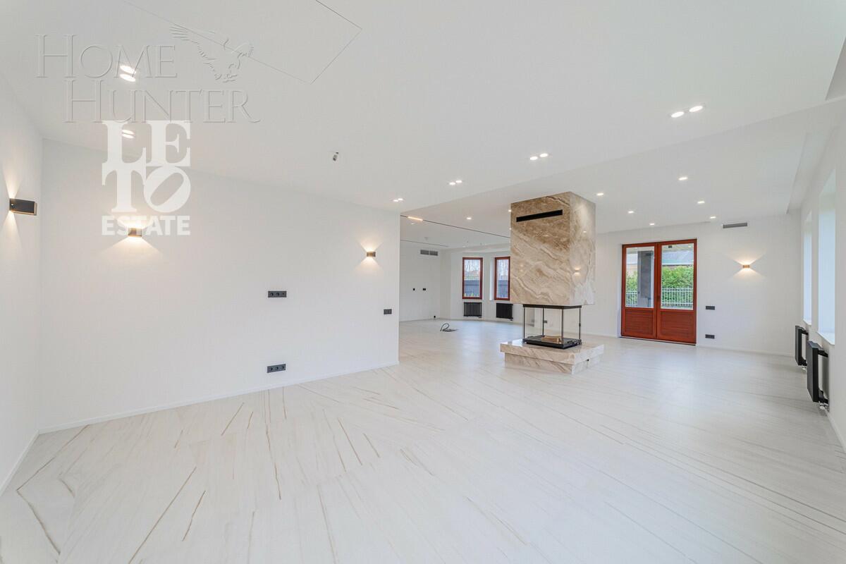 2-этажный коттедж 693 м² с отделкой