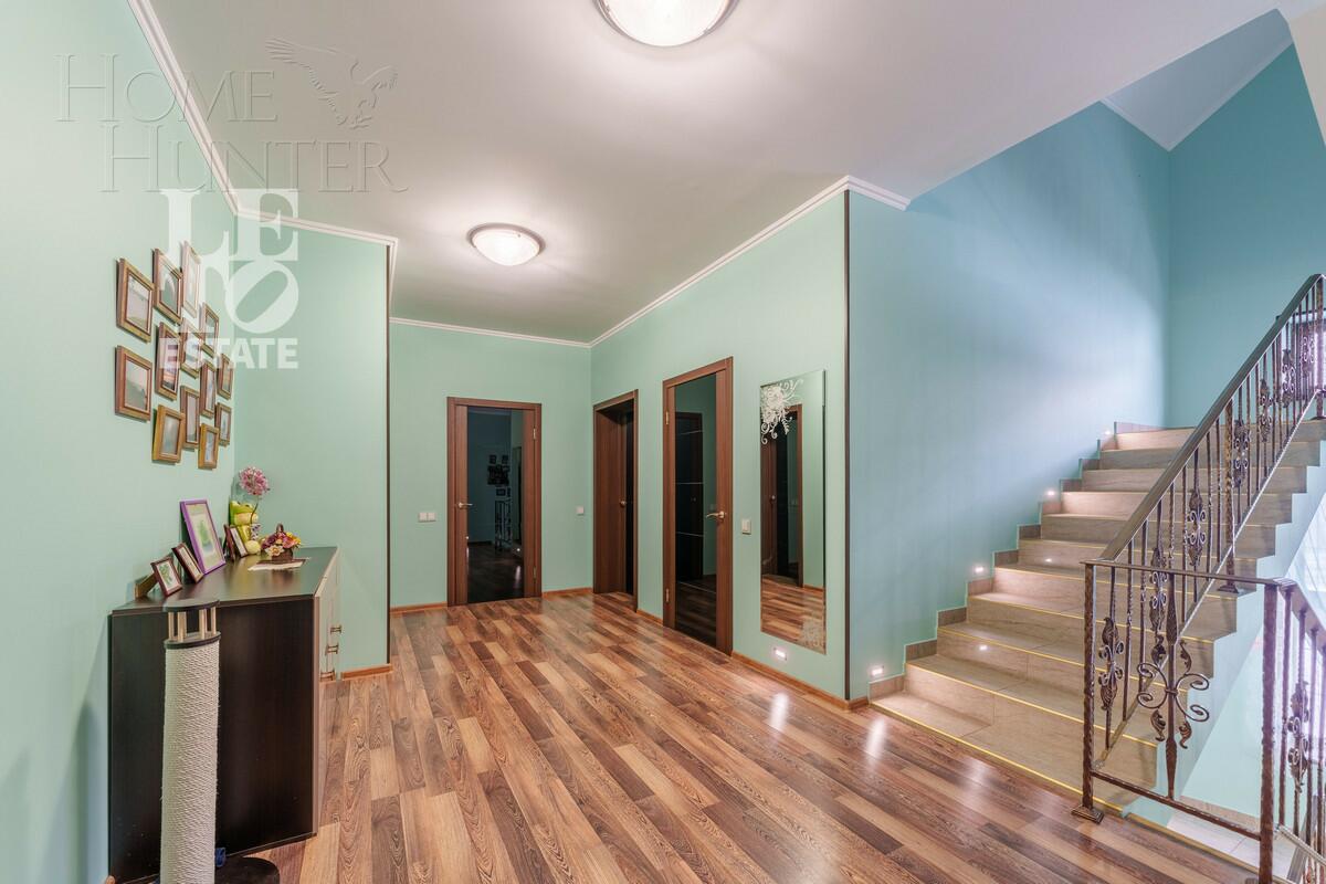 2-этажный коттедж 500 м² с отделкой