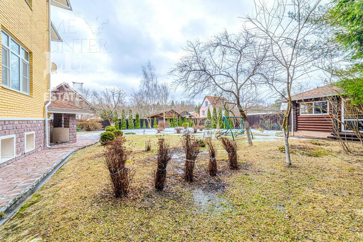 2-этажный коттедж 368.5 м² с отделкой