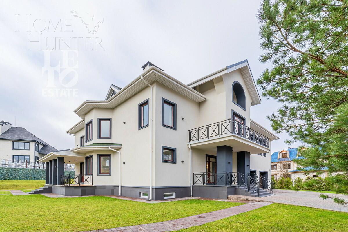 2-этажный коттедж 693 м² с отделкой