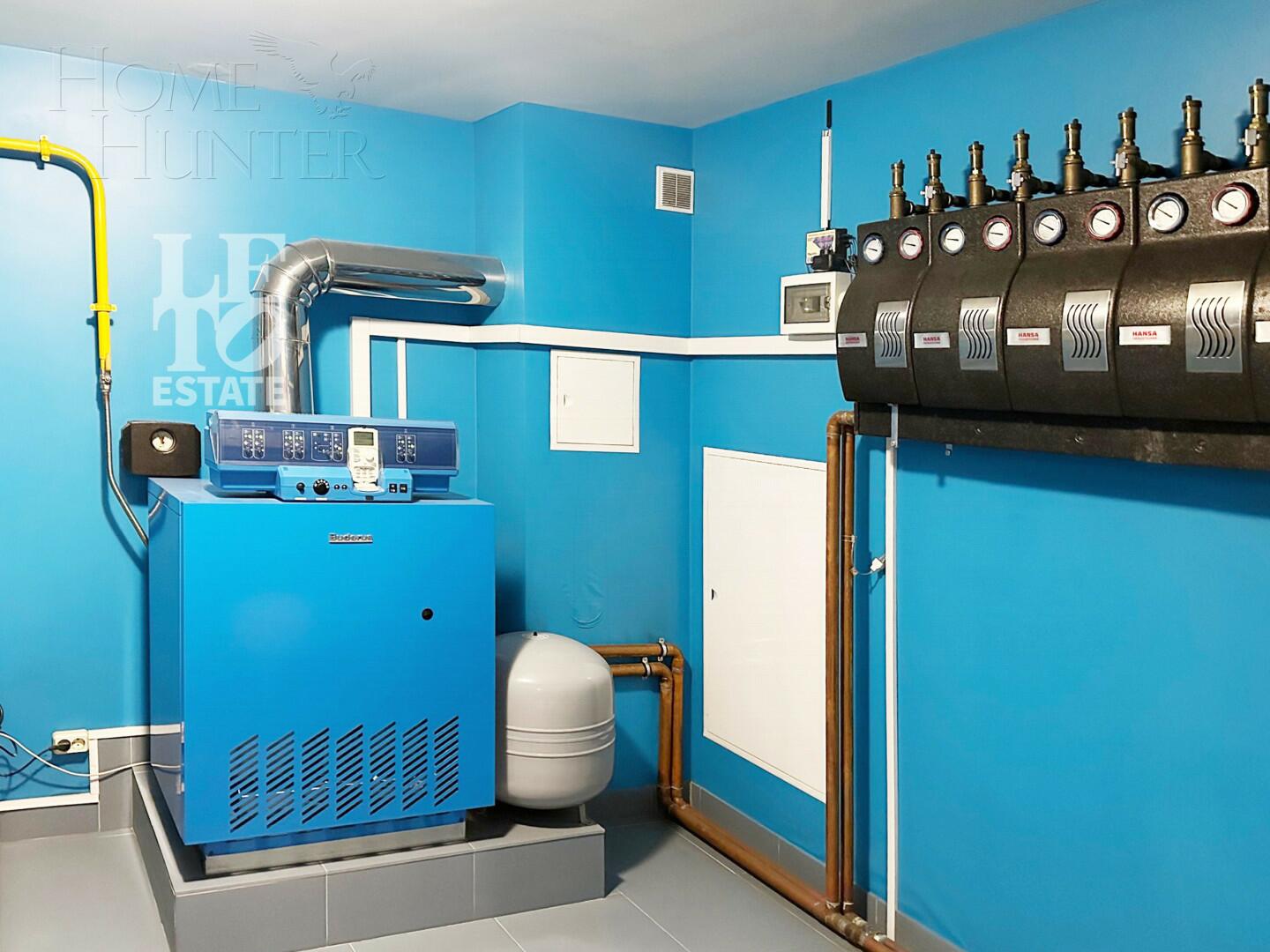 3-этажный таунхаус 293 м² с отделкой