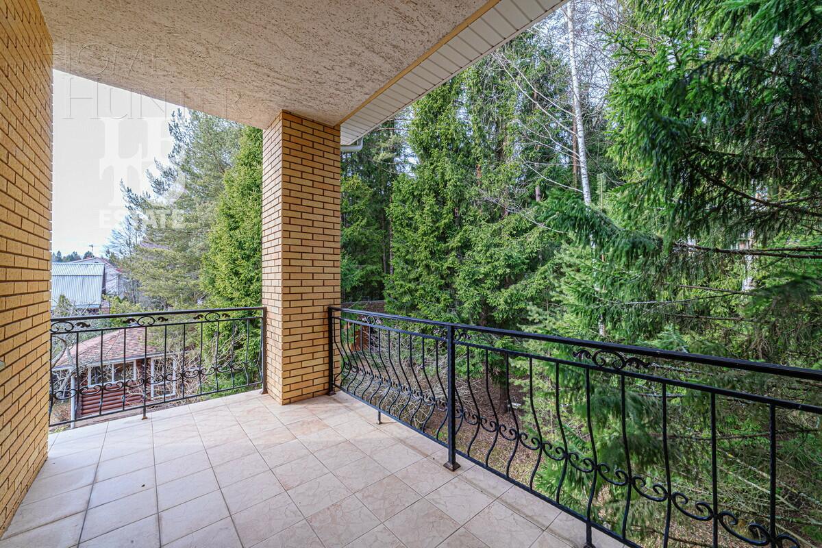 2-этажный коттедж 368.5 м² с отделкой