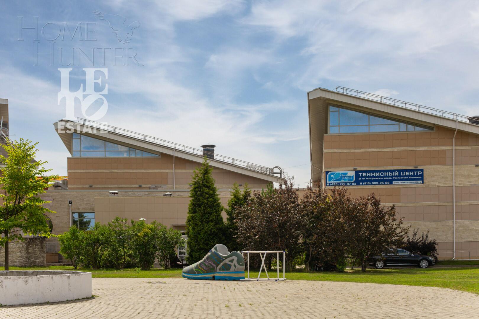 2-этажный коттедж 810 м² с отделкой