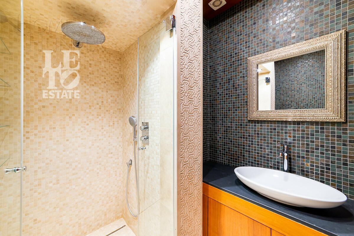 2-этажный коттедж 313 м² с отделкой