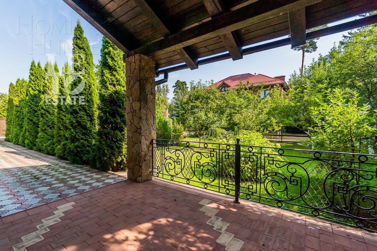 2-этажный коттедж 699.6 м² с отделкой