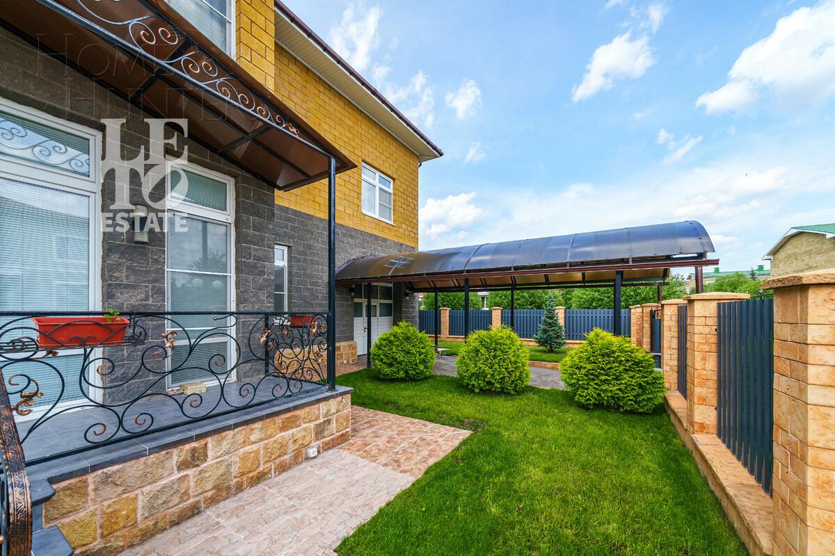 3-этажный коттедж 500 м² с отделкой