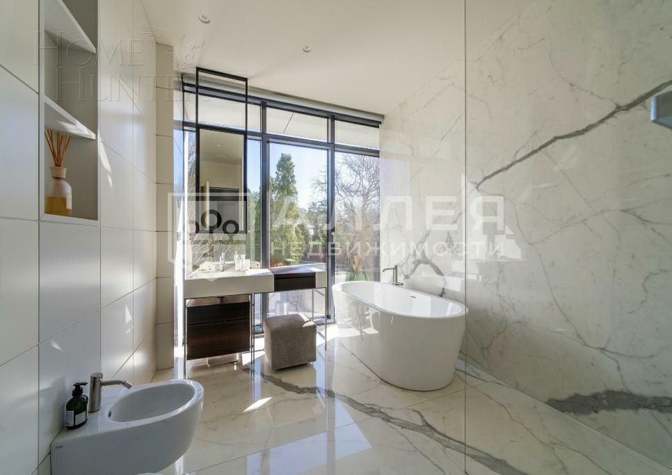 КОТТЕДЖ 620 м² с отделкой