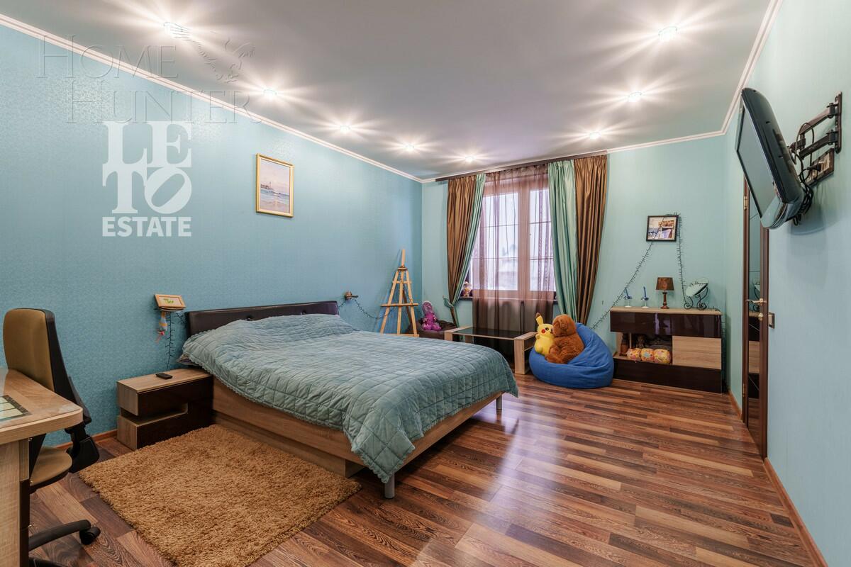 2-этажный коттедж 500 м² с отделкой