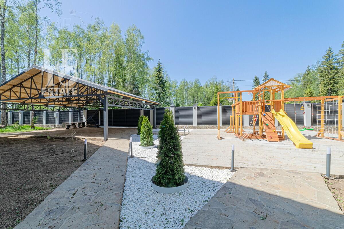 2-этажный коттедж 257 м² с отделкой