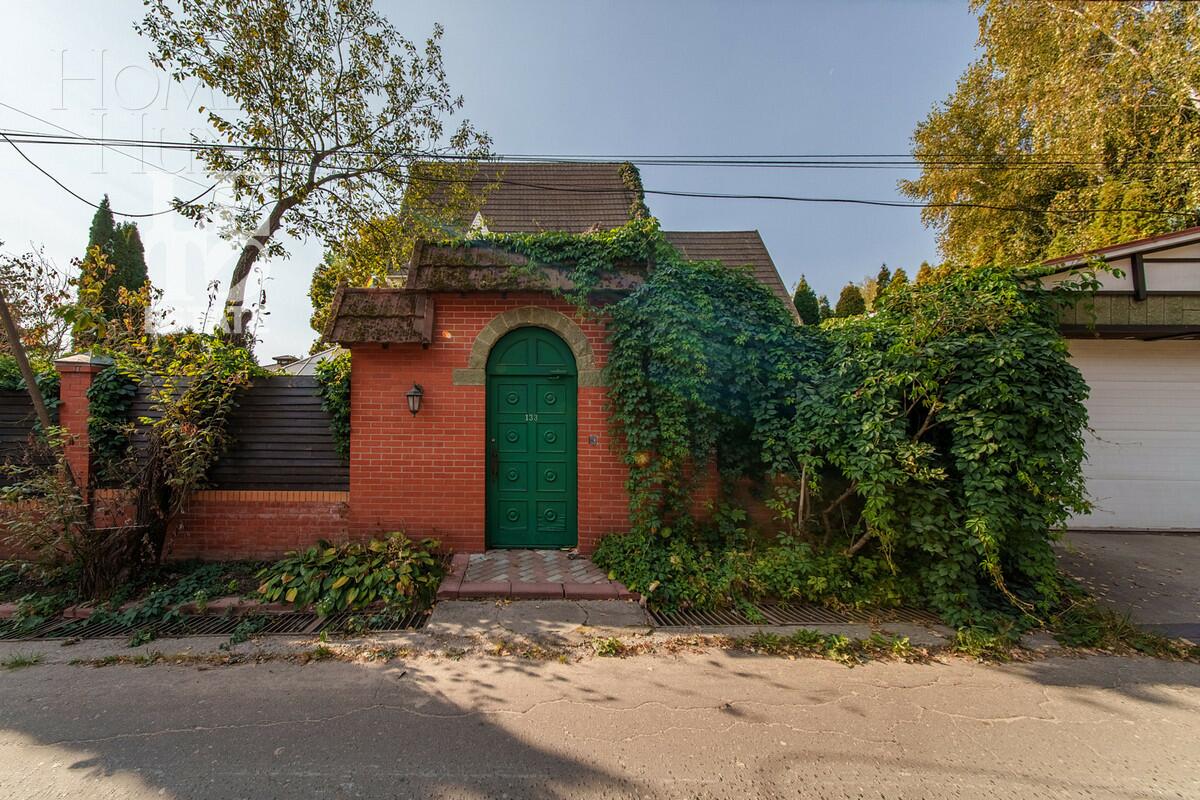 3-этажный коттедж 475 м² с отделкой