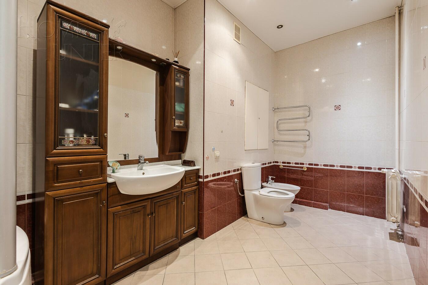 4-КОМН. КВАРТИРА С ОТДЕЛКОЙ 199 М² НА 4 ЭТАЖЕ