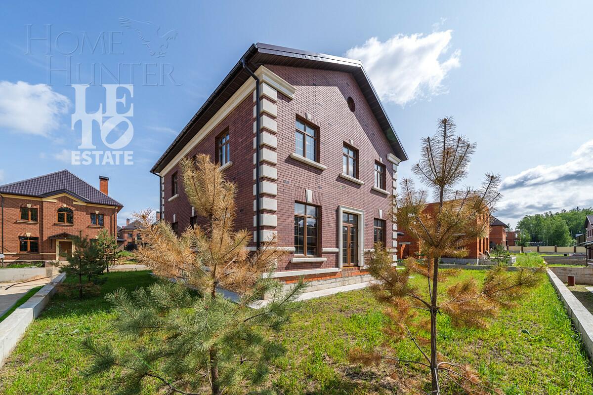 2-этажный коттедж 320 м² без отделки