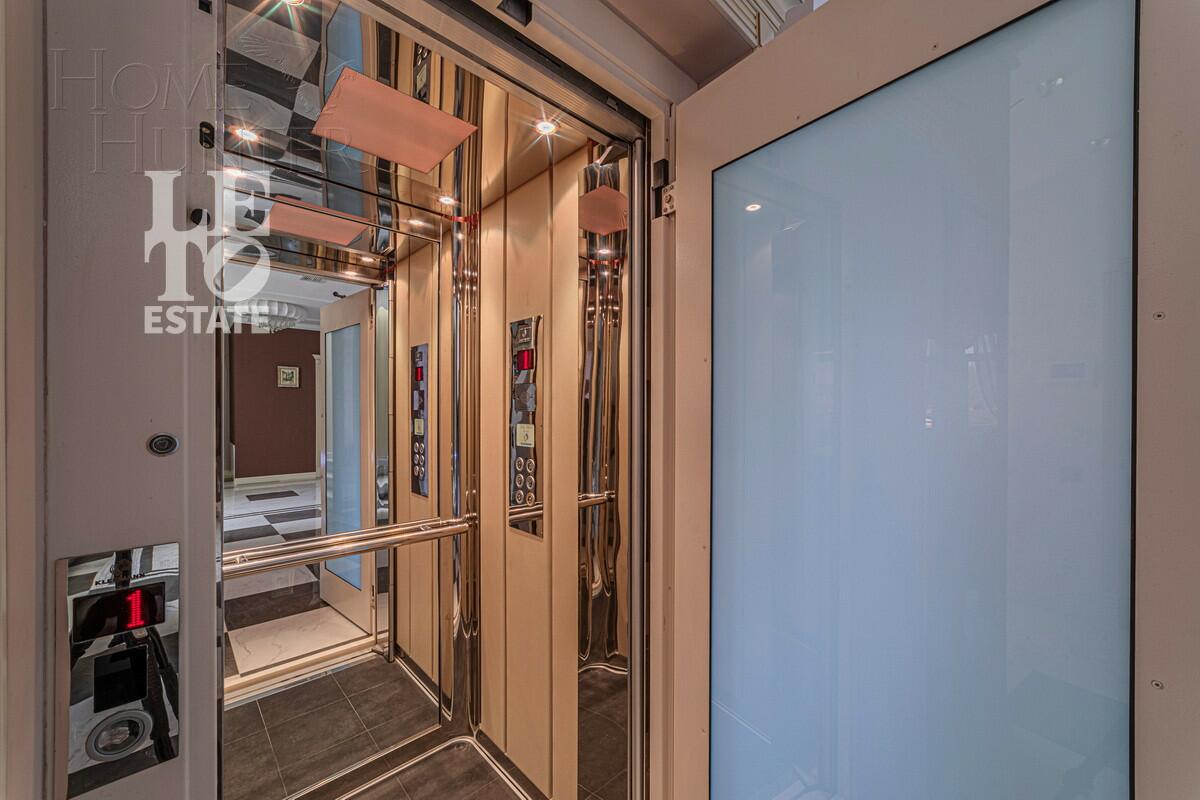 2-этажный коттедж 1 150 м² с отделкой