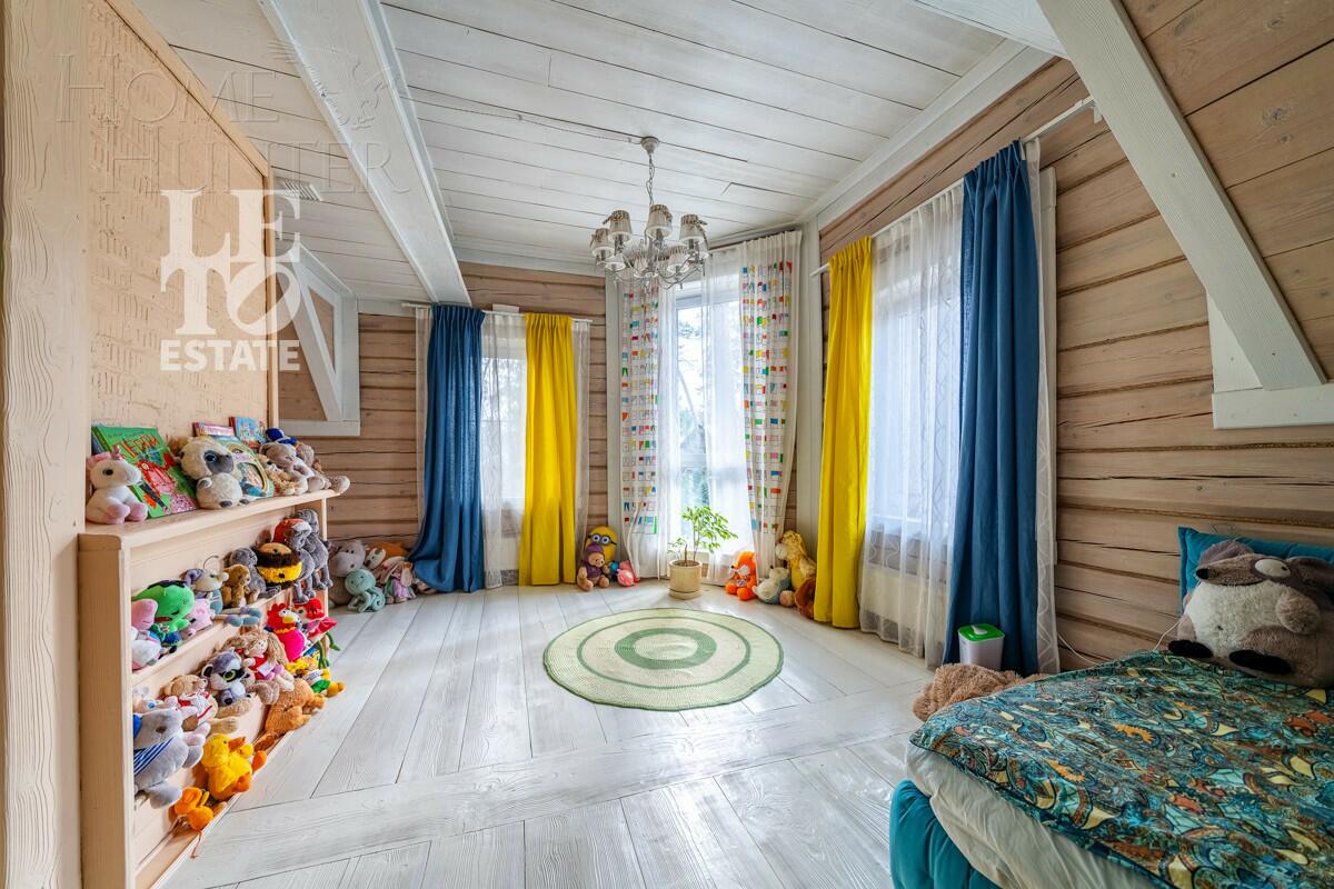 3-этажный коттедж 505 м² с отделкой