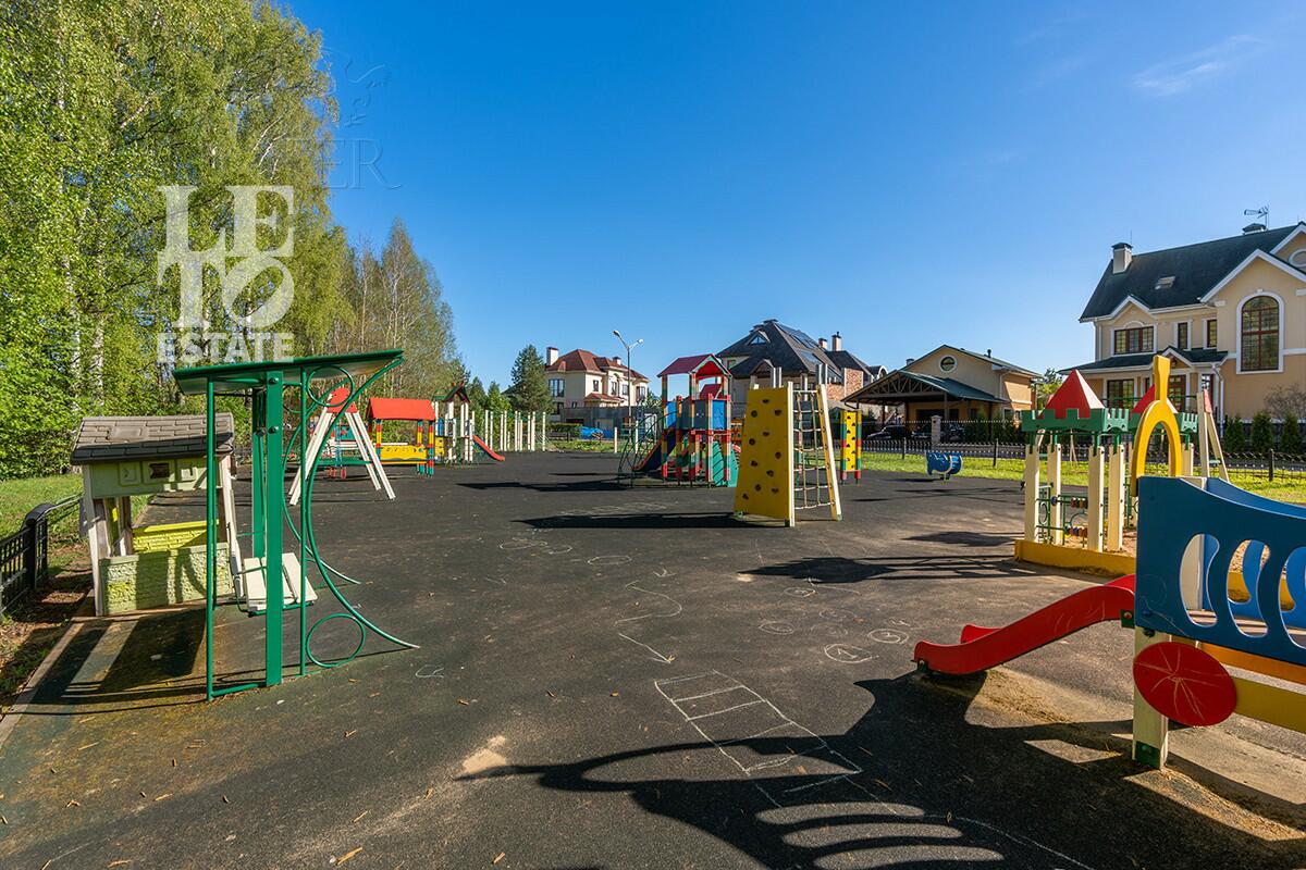 2-этажный коттедж 530 м² с отделкой