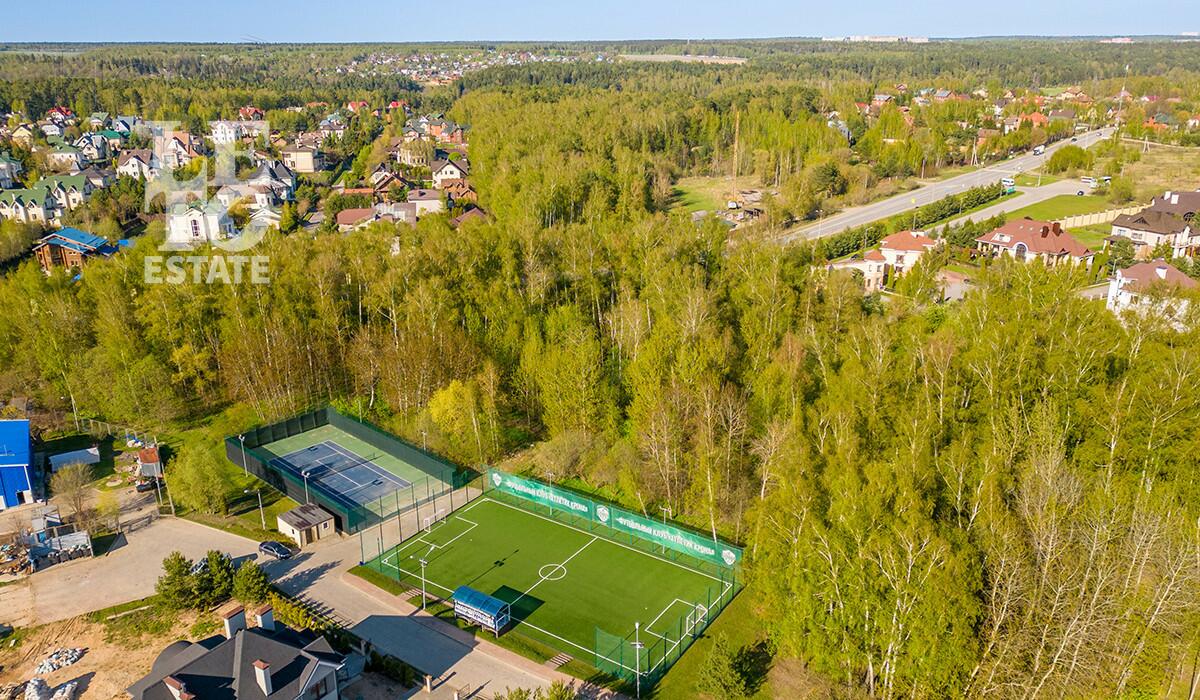 2-этажный коттедж 820 м² без отделки