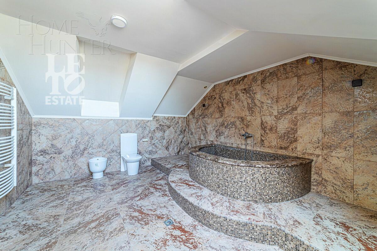 2-этажный коттедж 600 м² с отделкой