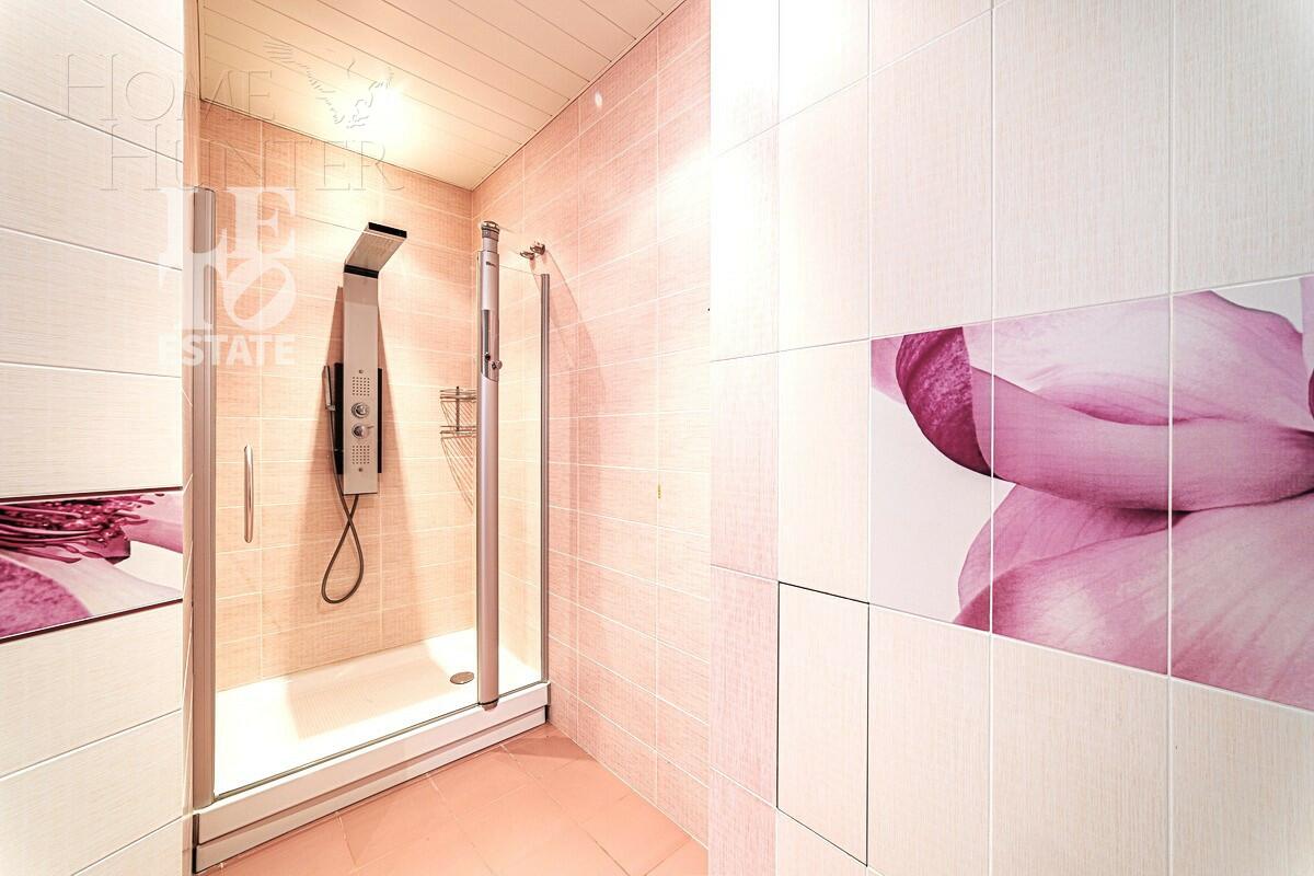 3-этажный коттедж 742 м² с отделкой