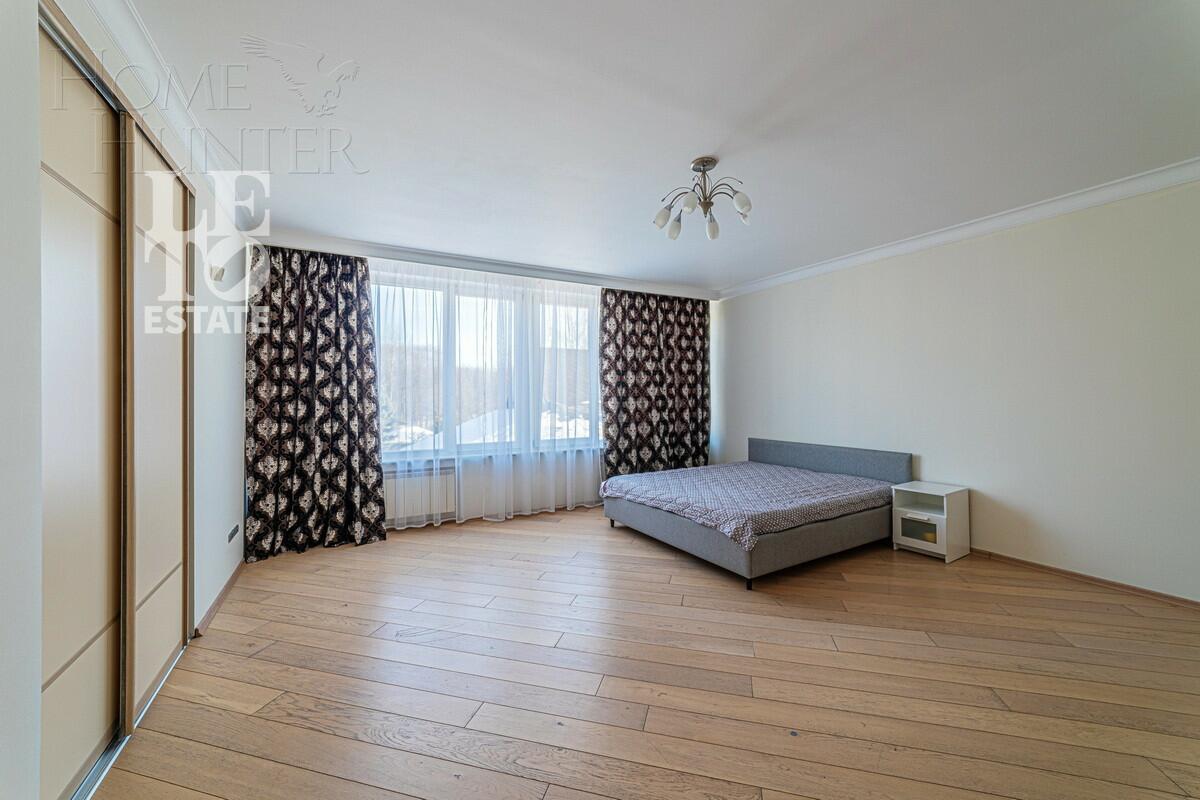 2-этажный коттедж 600 м² с отделкой