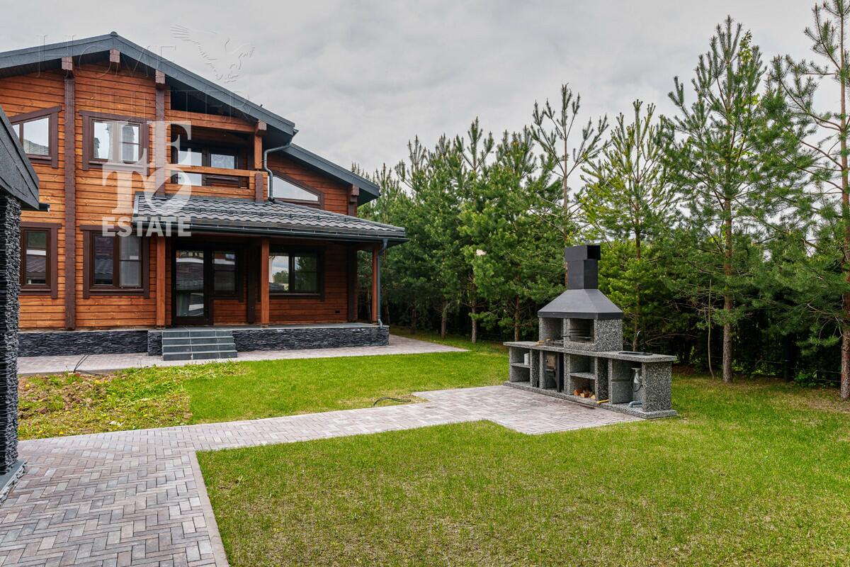 2-этажный коттедж 703 м² без отделки