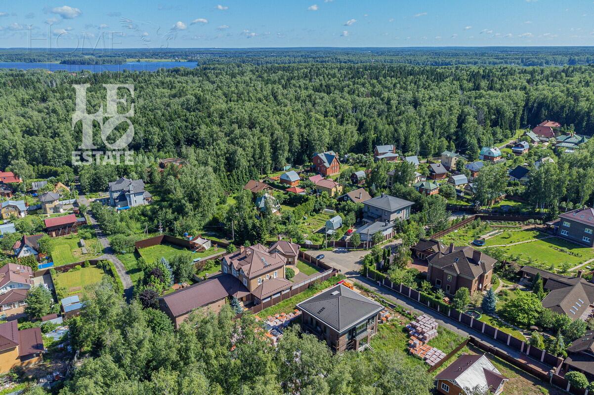 2-этажный коттедж 498 м² без отделки