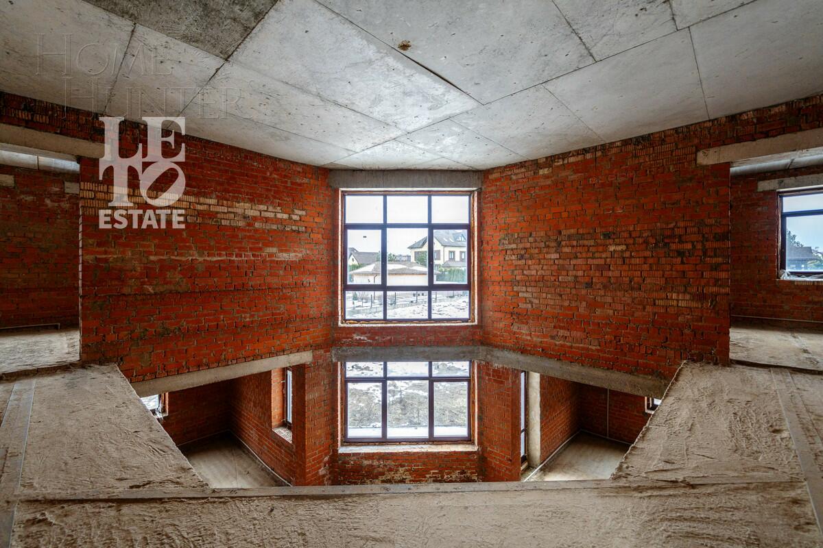 2-этажный коттедж 820 м² без отделки