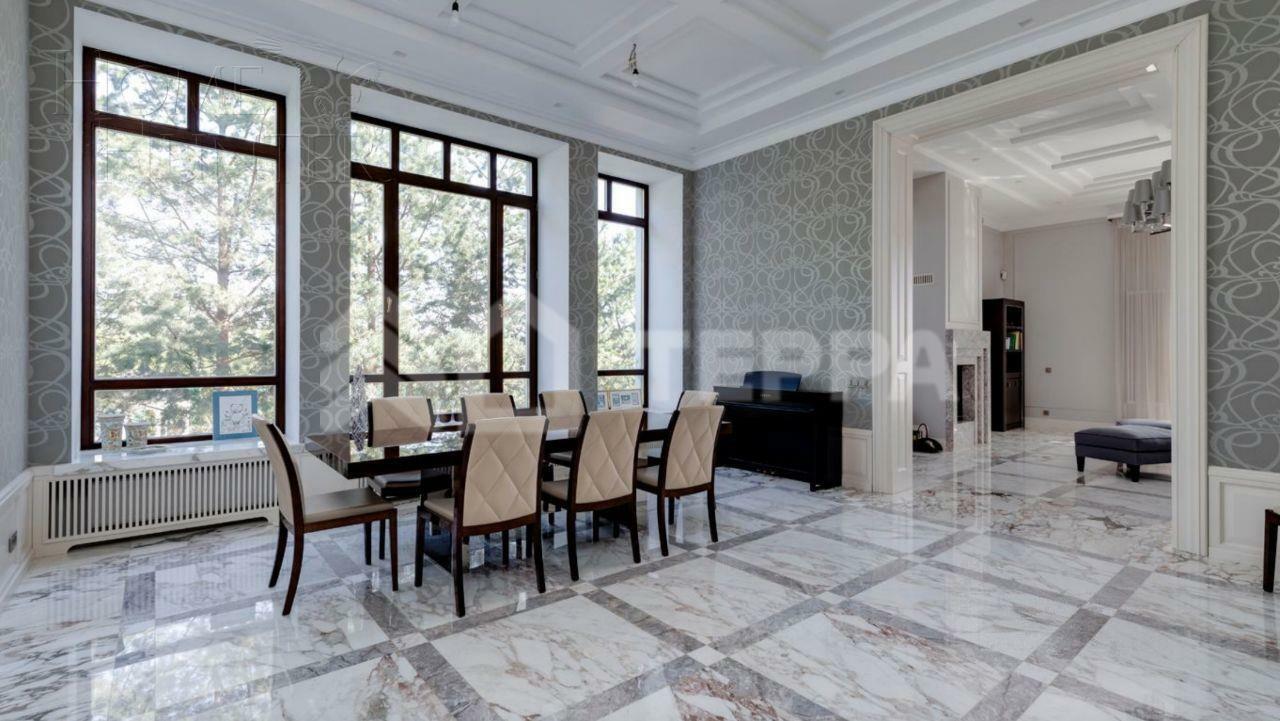 3-этажный коттедж 1 185 м² с отделкой