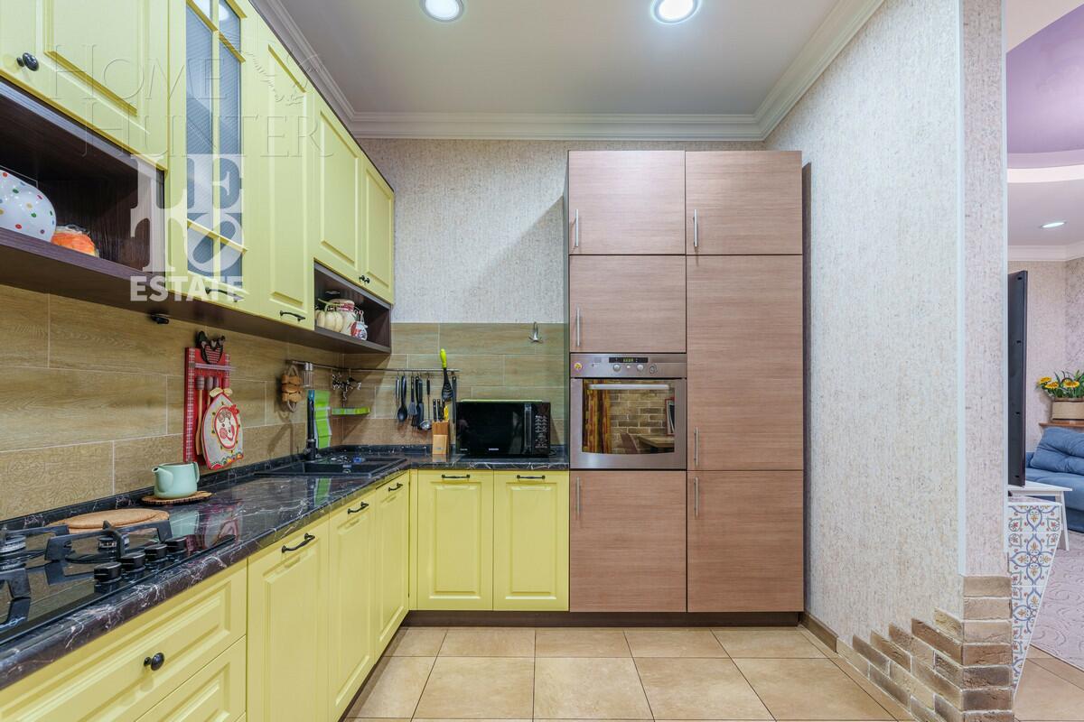 2-этажный таунхаус 428 м² с отделкой