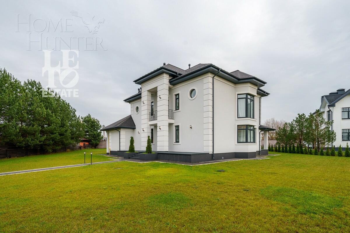 2-этажный коттедж 530 м² с отделкой