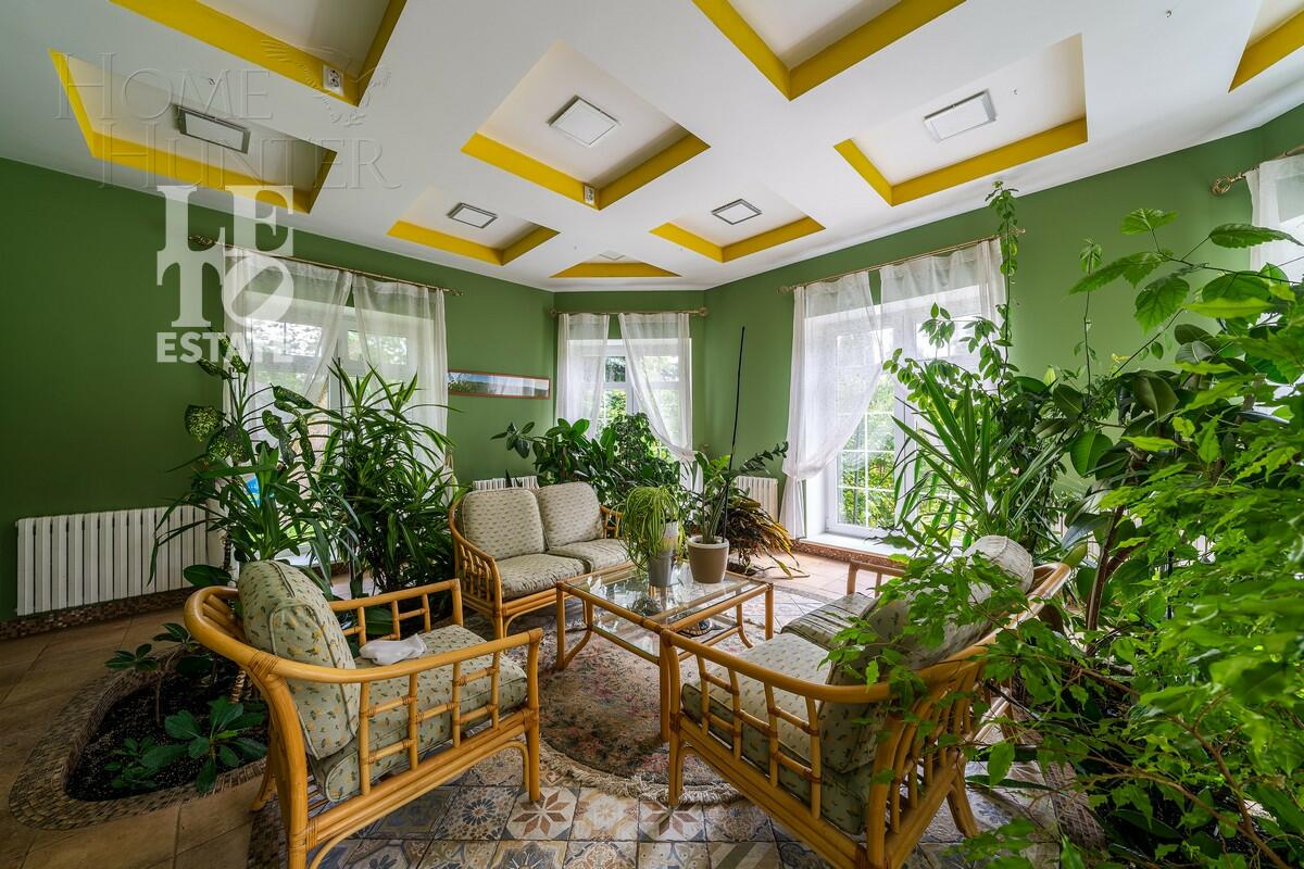 2-этажный коттедж 675.8 м² с отделкой