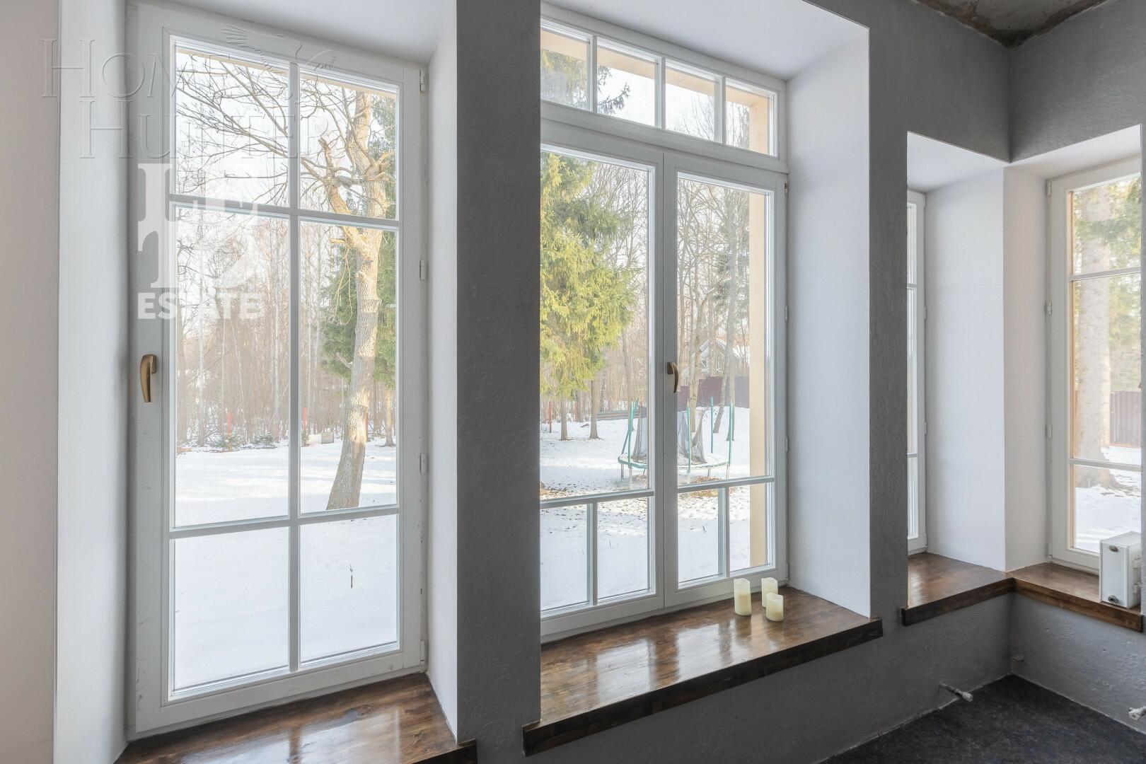 3-этажный коттедж 950 м² без отделки