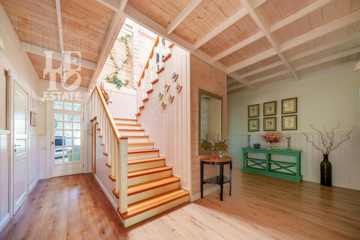 2-этажный коттедж 455 м² с отделкой