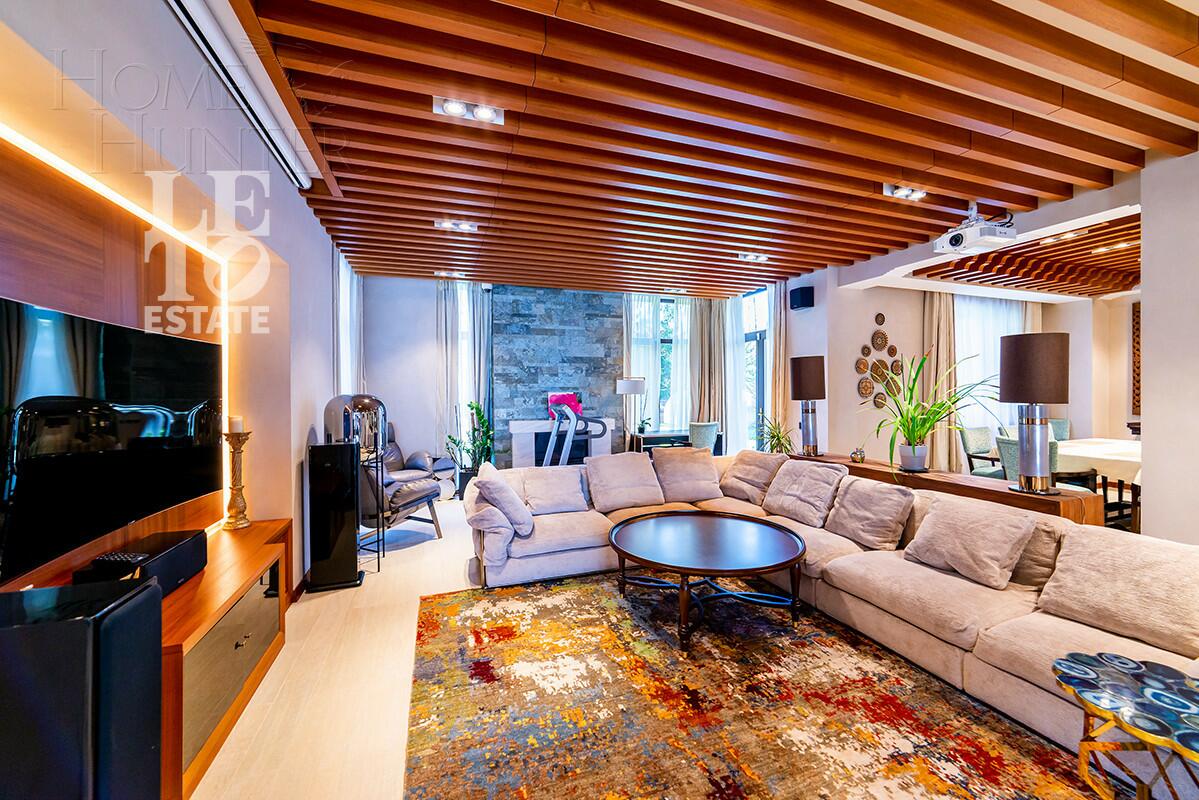 2-этажный коттедж 313 м² с отделкой