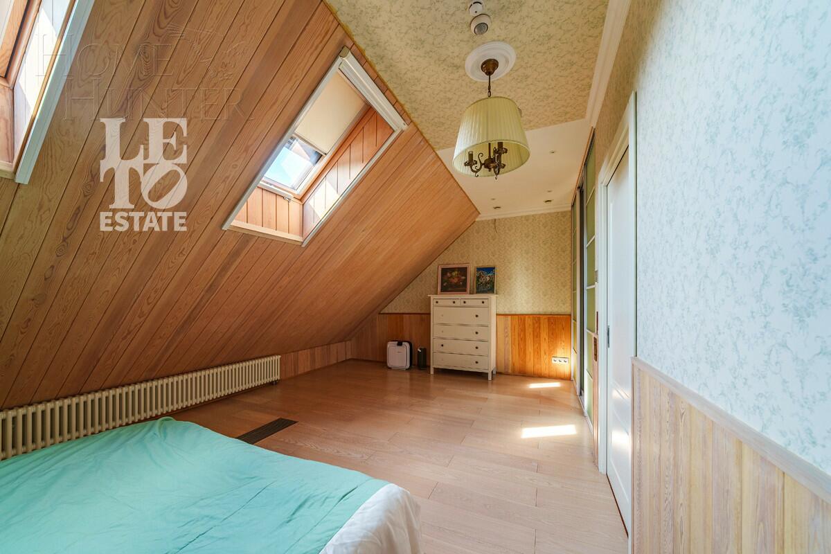 3-этажный коттедж 500 м² с отделкой