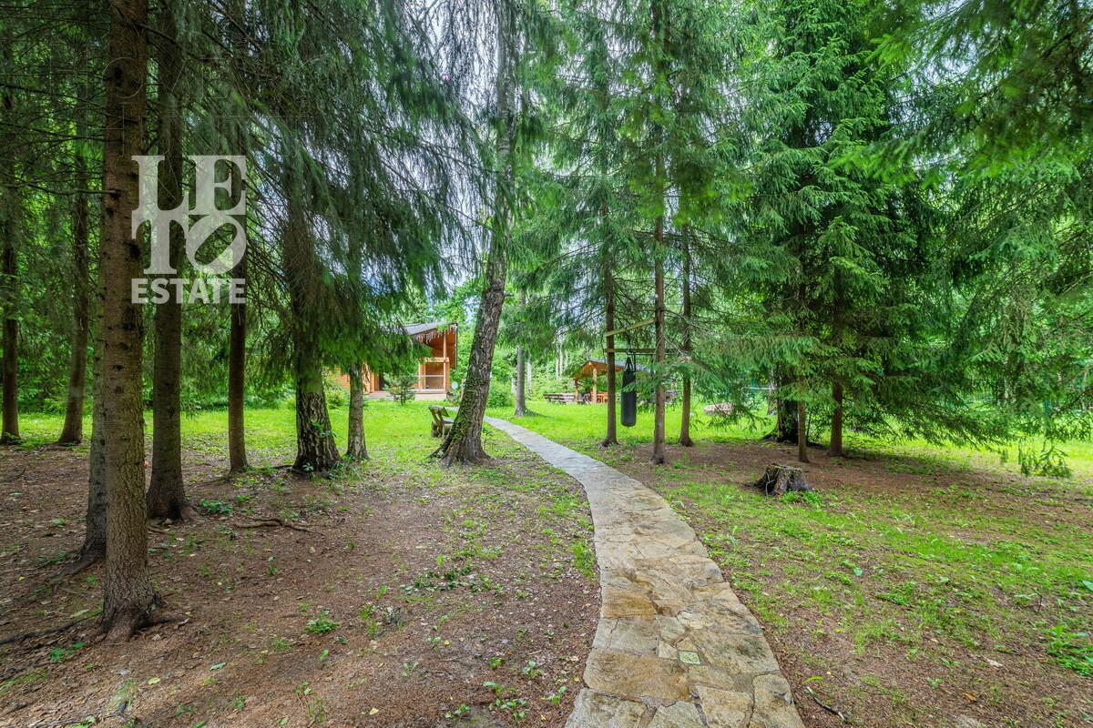 2-этажный коттедж 360 м² с отделкой