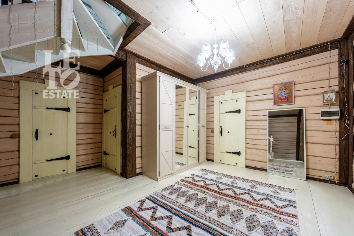 3-этажный коттедж 505 м² с отделкой