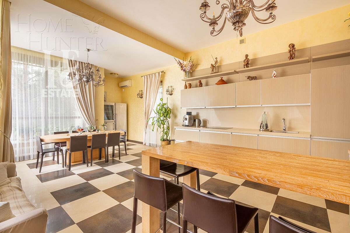 2-этажный коттедж 841 м² с отделкой