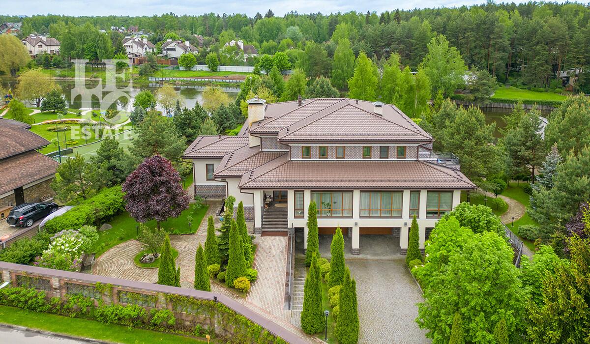 2-этажный коттедж 841 м² с отделкой