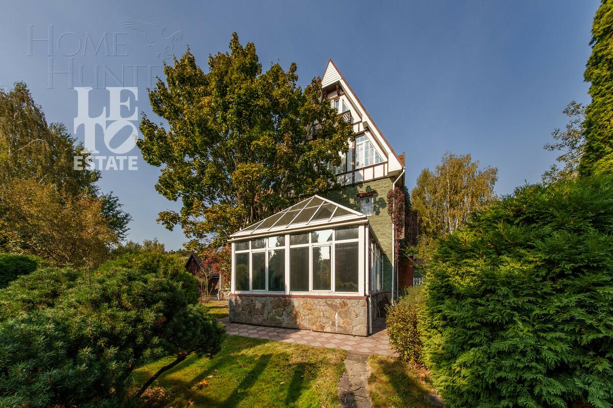 3-этажный коттедж 475 м² с отделкой