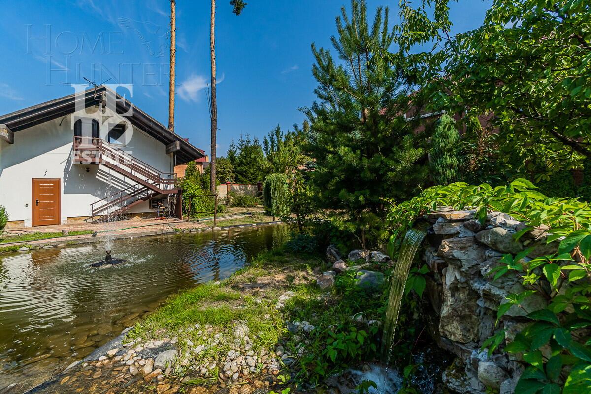 2-этажный коттедж 699.6 м² с отделкой