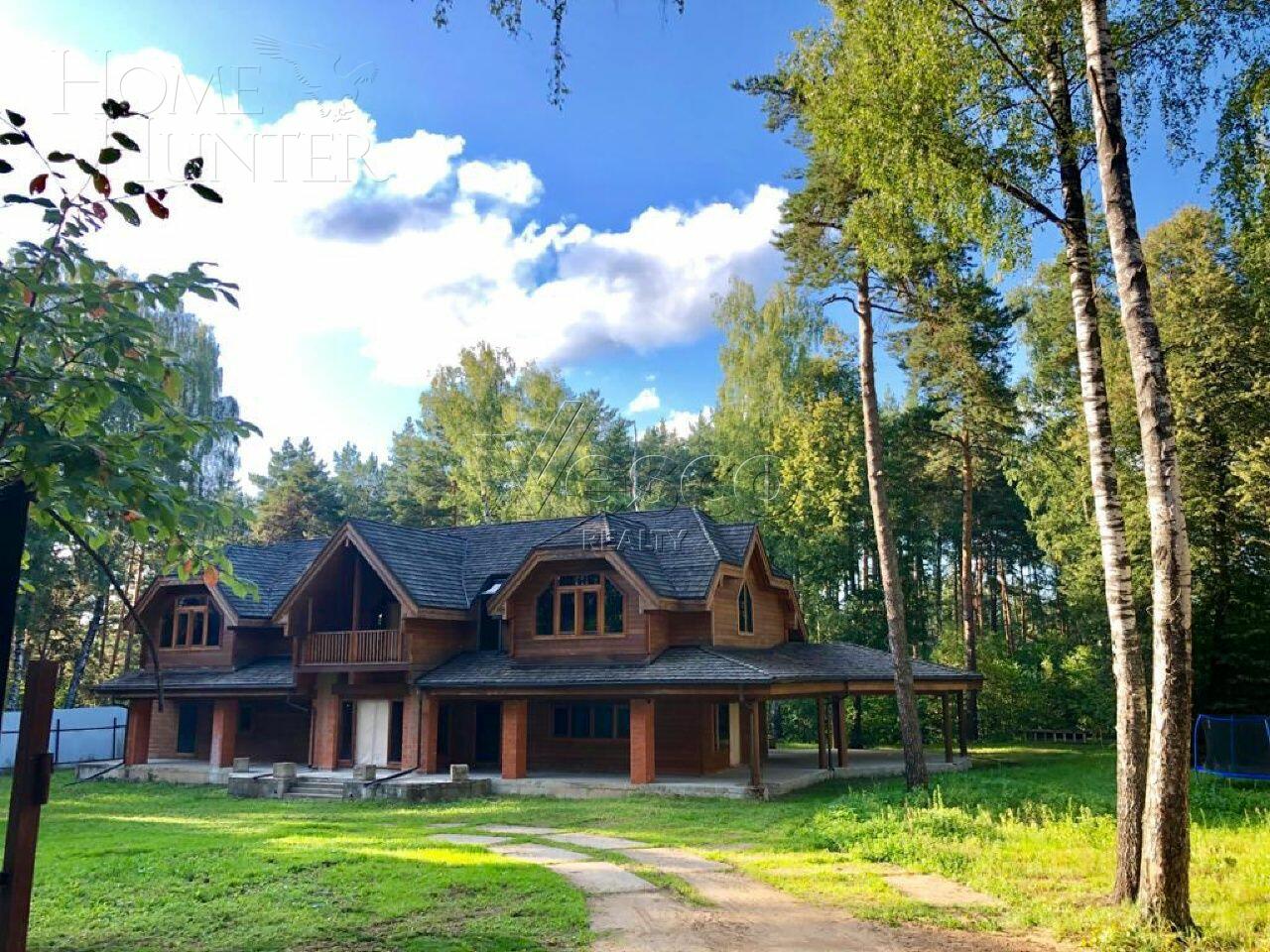 2-этажный коттедж 550 м² без отделки