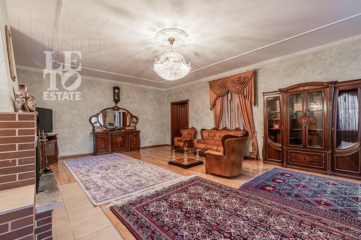 2-этажный коттедж 699.6 м² с отделкой