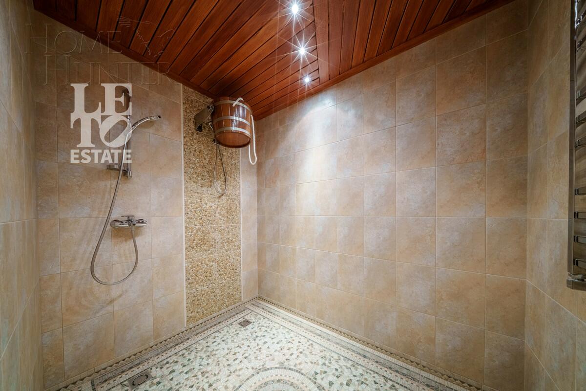 2-этажный коттедж 700 м² с отделкой