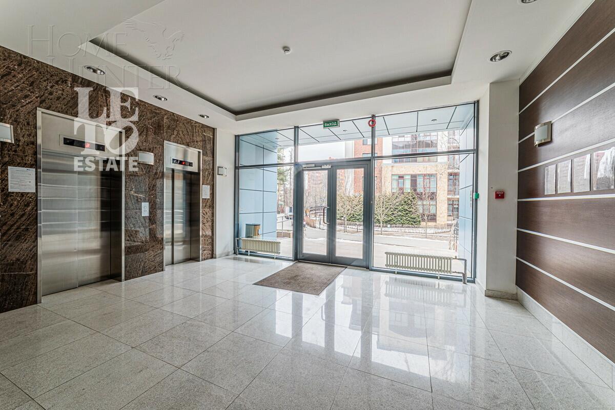 3-КОМН. КВАРТИРА С ОТДЕЛКОЙ 220 М² НА 2 ЭТАЖЕ