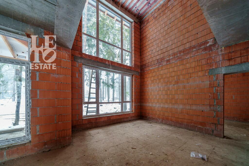 2-этажный коттедж 250 м² без отделки