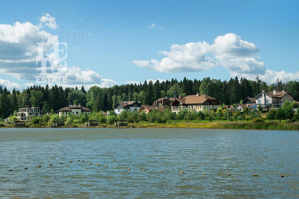 Участок 30.3 сот. в охраняемом поселке