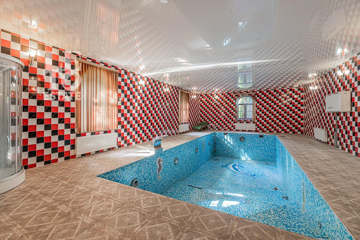 2-этажный коттедж 699.6 м² с отделкой