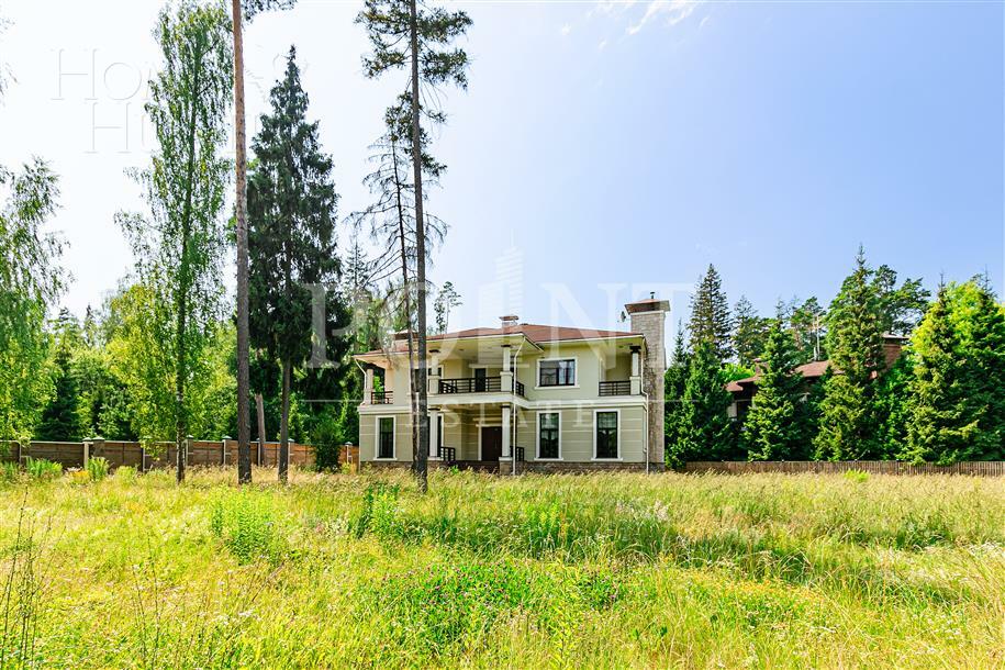 2-этажный коттедж 640 м² с отделкой