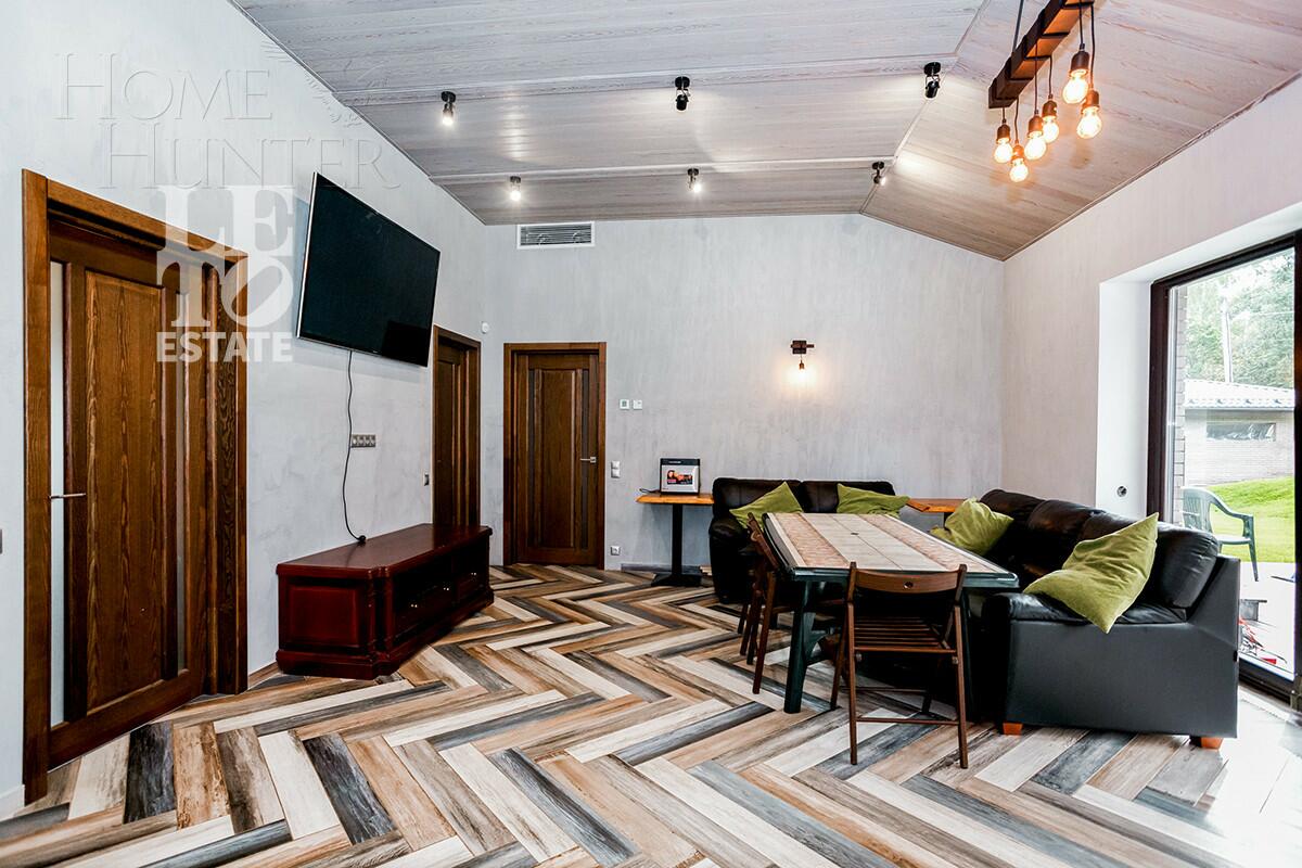 2-этажный коттедж 302 м² с отделкой