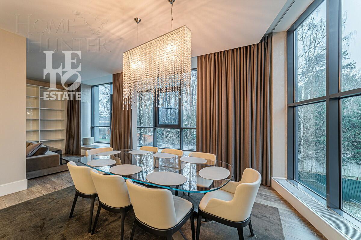 3-КОМН. КВАРТИРА С ОТДЕЛКОЙ 220 М² НА 2 ЭТАЖЕ